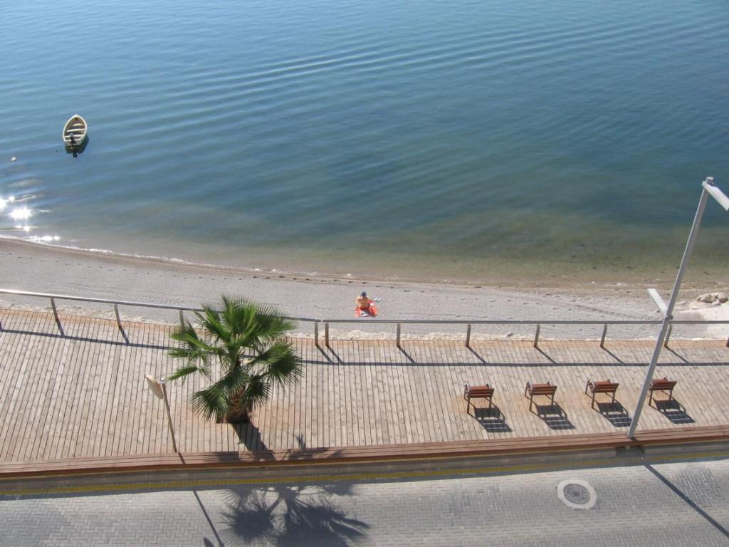 1ª Linea De Mar Con Vista Fantastica Lejlighed L'Ampolla Eksteriør billede